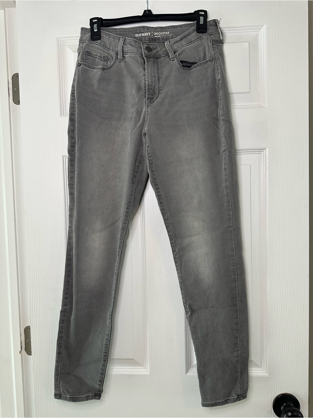 Old Navy Rockstar Mid Rise Gray Skinny Jeans Size 8